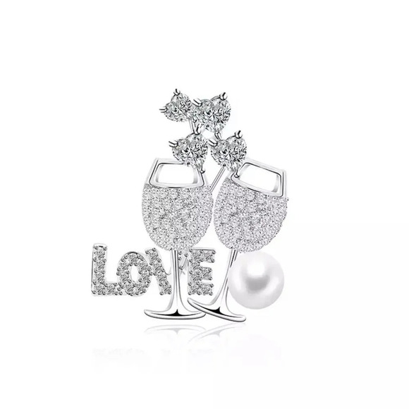 VQ Love Glasses Brooch - Picture 2 of 3
